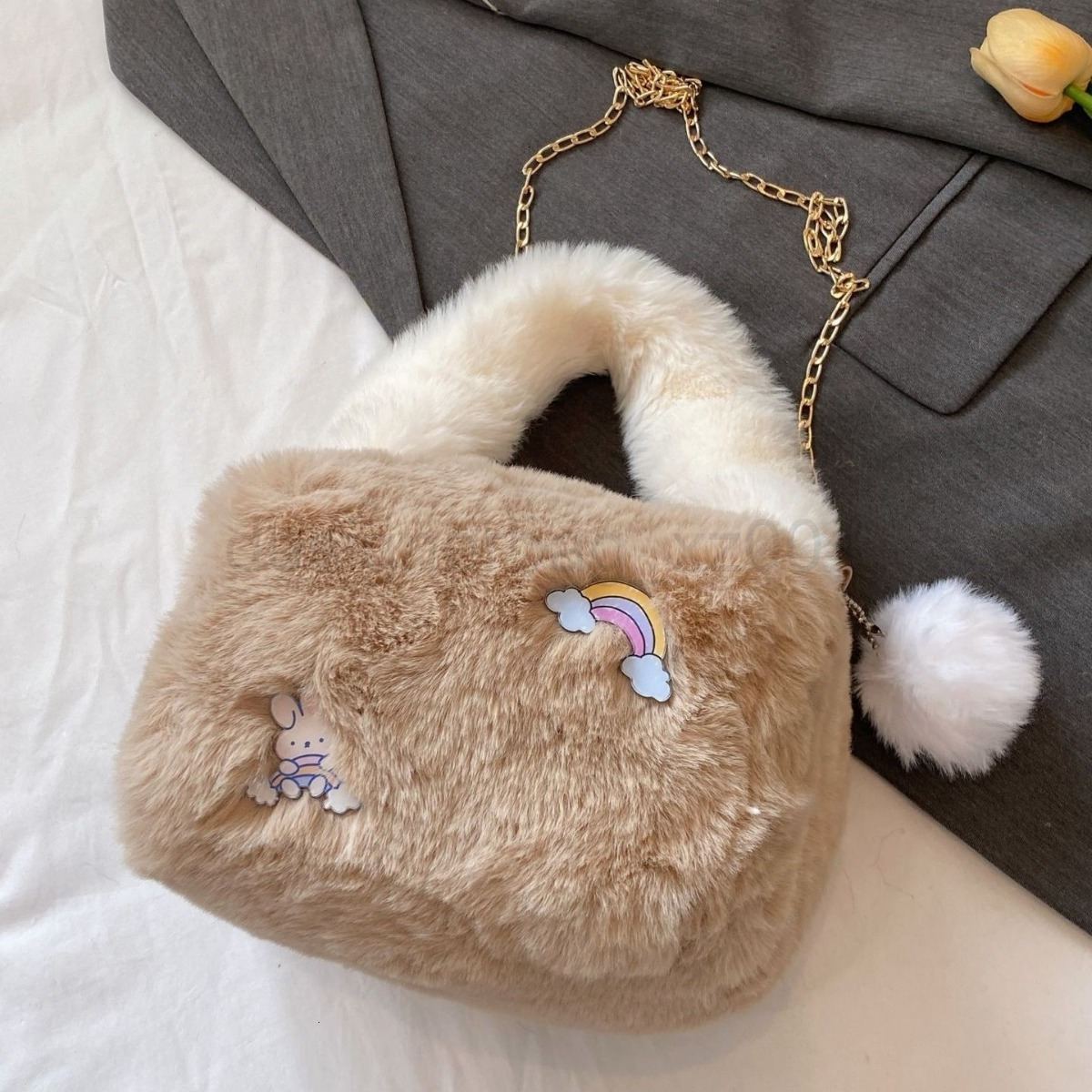 Fashion Classic Bag Designer 10a Top Woman Handbagevening Bags Candy Colored Crossbody Cute Cartoon Badge Fur Autumn and Winter Plush Handbag Chain Sh