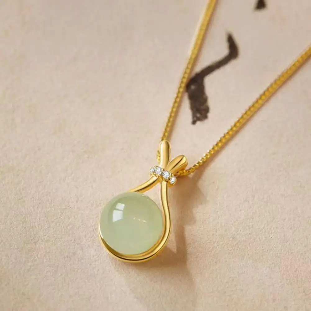 Elegant Bead Necklace Lucky Bag Pendant Women Necklace Shining Rhinestones Inlaid Green agate necklace Jewelry Accessories Gift