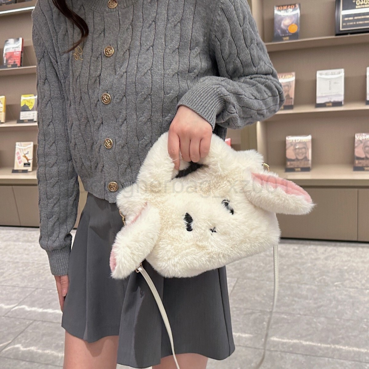 Bag Classic Designer Fashion 10a Top Woman Handbagevening Bags Winter Cartoon Small Fresh Casual Girls Cute Handheld Plush Korean Version Fashionable 
