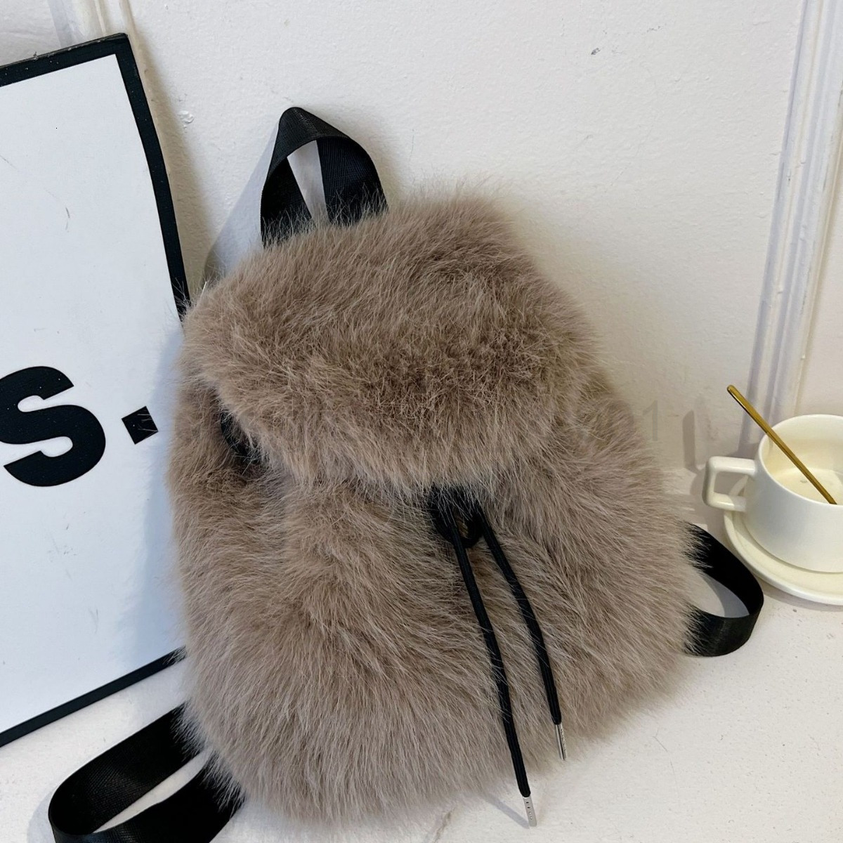 Bag Designer Fashion Classic 10a Top Woman Handbagevening Bags Autumn and Winter New Plush Backpack Fashionable Imitation Rabbit Fur Versatile Student