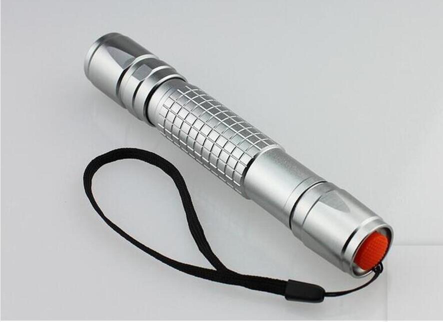 Nuovo 5MW Military 50000M 405Nm MW Punta Viola Viola Violet Laser Flashlight Be…