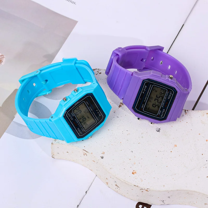 F91W Women new LED Digital Watch for Men Vintage Silicone 2025 Strap Wristwatches for Couple Sports Square Wrist Band Clock Ladies Gift