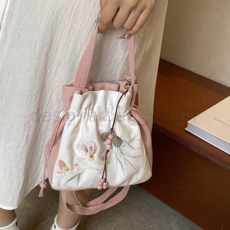Bag Designer Fashion Classic 10a Top Woman Handbagevening Bags New Chinese Style Artistic Embroidery Bucket Summer Womens Versatile Large Capacity Cro