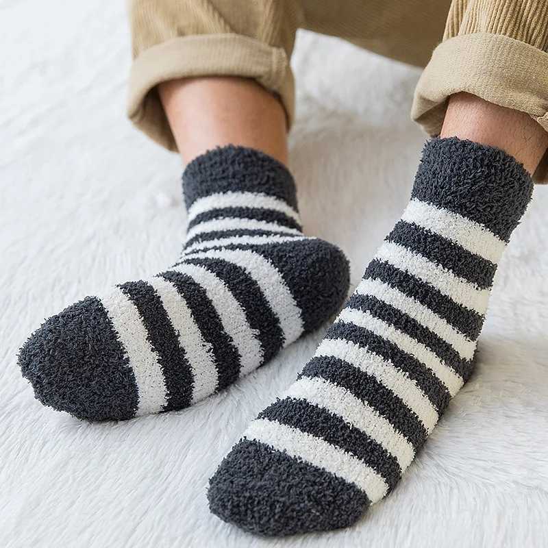 Striped Men Thick Coral Velvet Winter Warm Soft Man Fluffy Home Indoor Floor Terry Towel Fuzzy Sock Mens Male Meias LX241102