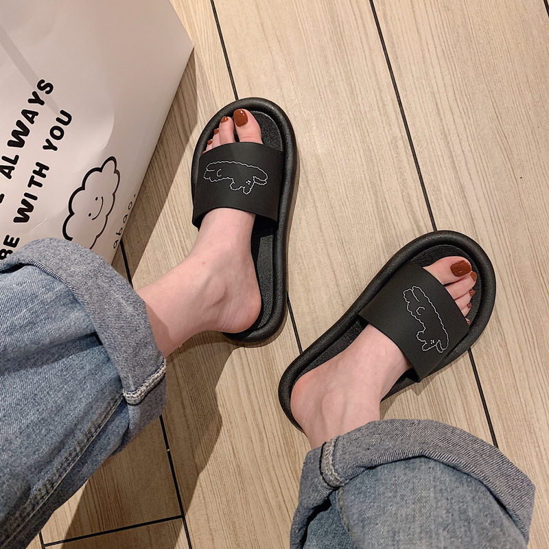 2024 New Slippers for Ladies Summer Shoes Cute cute cartoon slippers for indoor street sandals for girls Beach shower slide