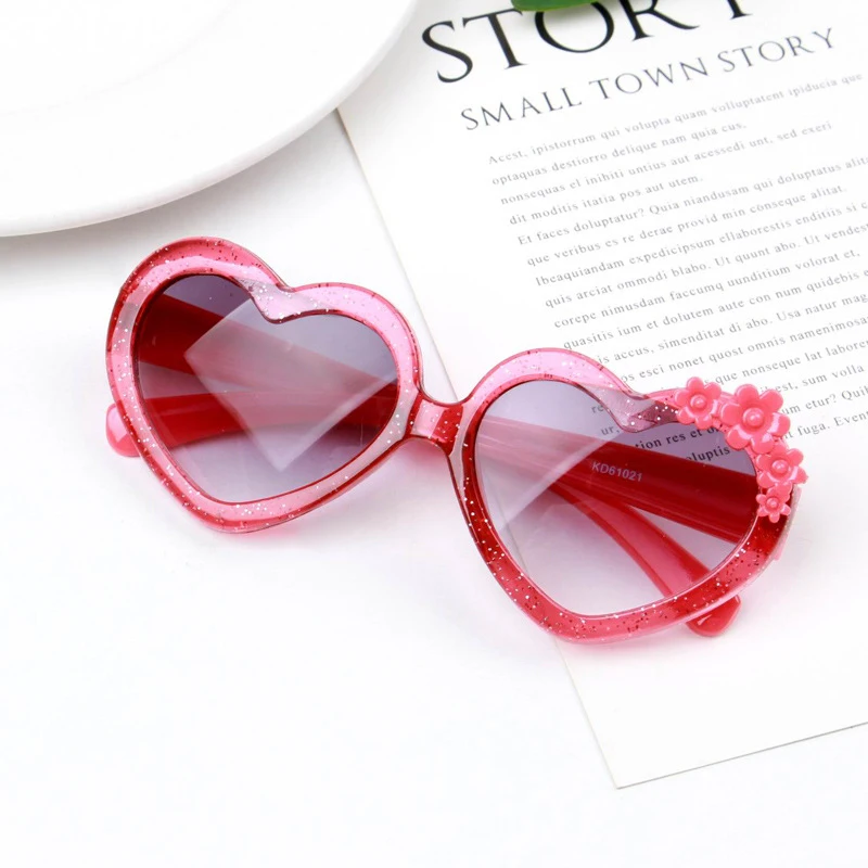 FOCUSNORM 6 Colors Toddler Kids Girl Lightweight Sunglasses Sequin Heart Frame Sun Glasses for Toddler Outdoor Beach Holiday
