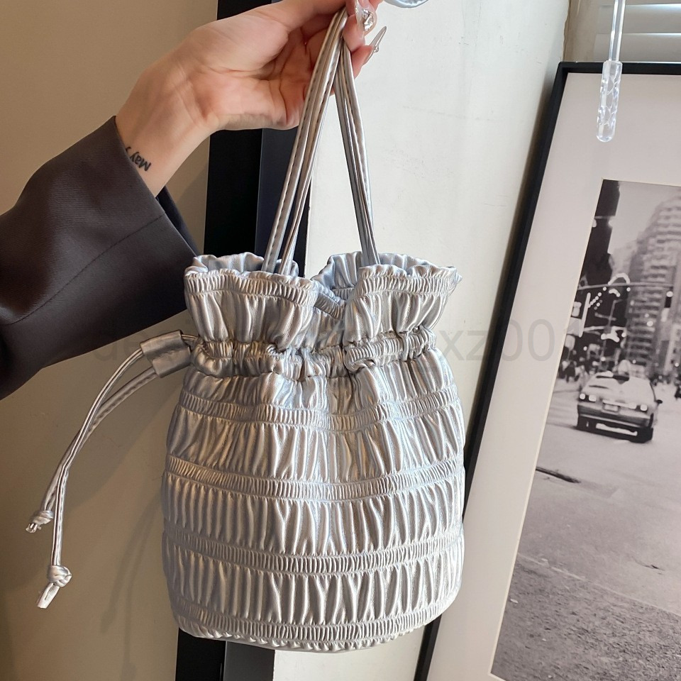 Fashion Classic Bag Designer 10a Top Woman Handbagevening Bags for Women New Korean Niche Design Shoulder Simple and Versatile Drawstring Bucket Lazy 