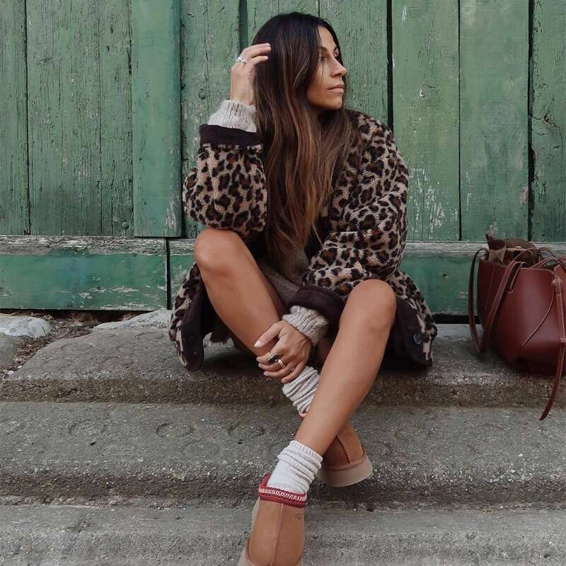 Women's European and American leopard print windbreaker casual loose cardigan jacket long sleeved warm thickened pocket button designer jacket