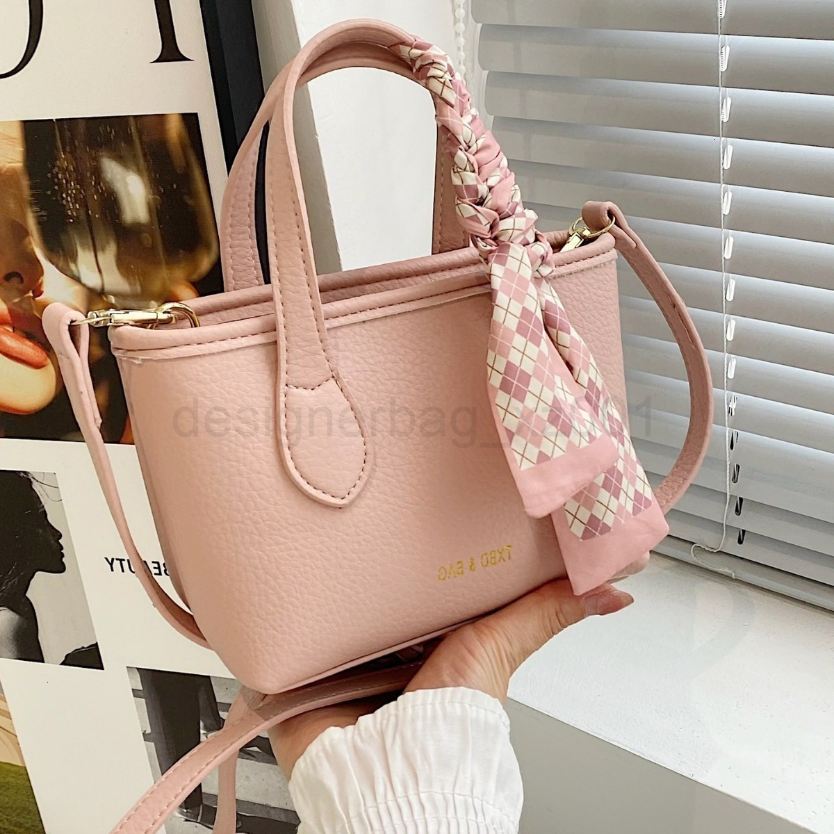Fashion Classic Bag Designer 10a Top Woman Handbagevening Bags Korean Version Simple Handbag for Women New Popular Water Bucket Scarf Texture Western 