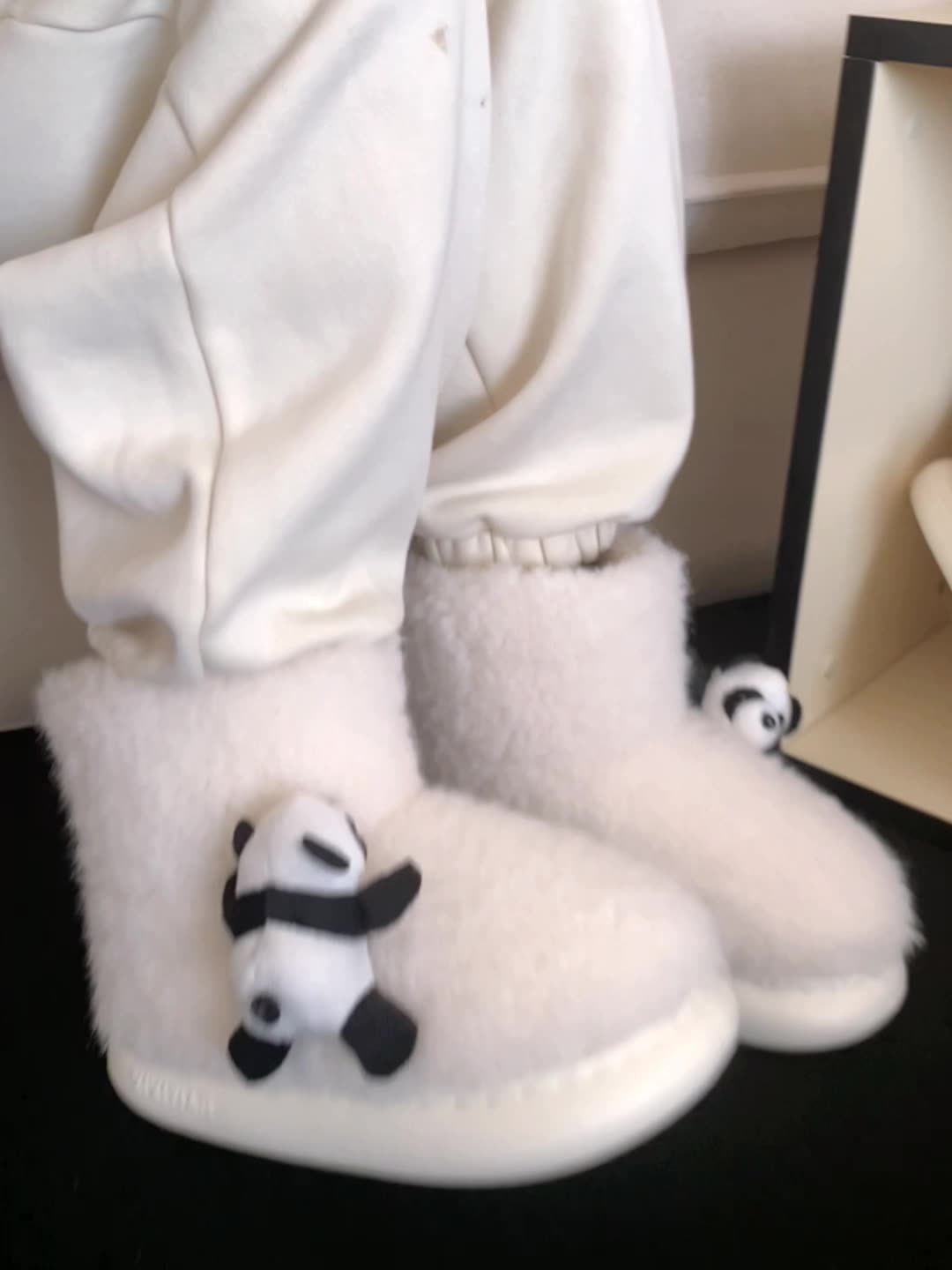 Boots Fashion Planky Bear soft platform casual slippers Classic mini boots Super Snow boots short medium platform warm shoes Sheepskin chestnut outdoo