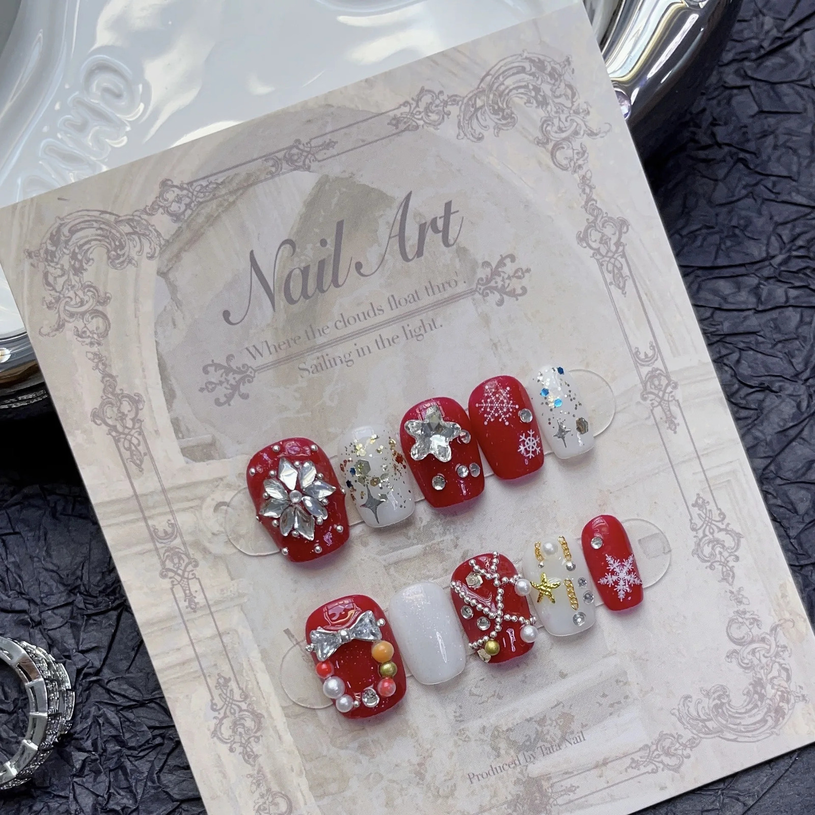 Short Christmas handmade nail pressing gift for girls high-end wearable fake nails snowman deer n ballet nail art 241031