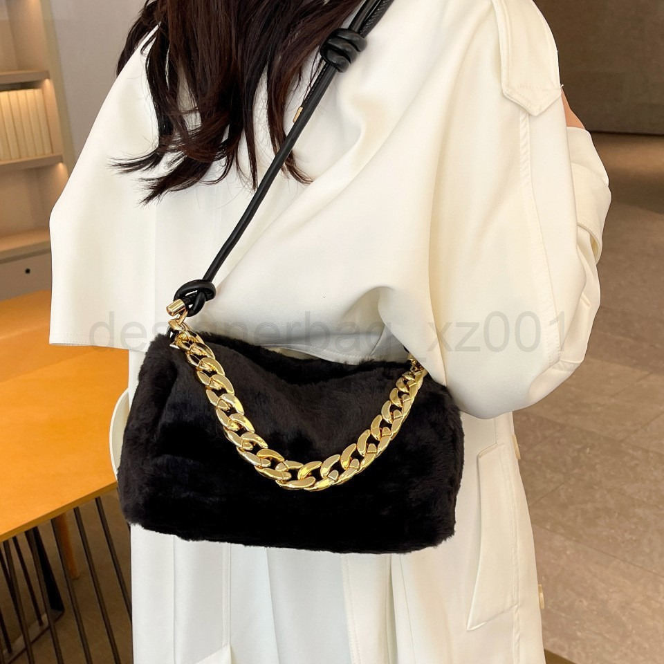 Bag Designer Fashion Classic 10a Top Woman Handbagevening Bags Fashionable Fur Winter New Personalized Armpit Single Shoulder Handheld Casual Versati