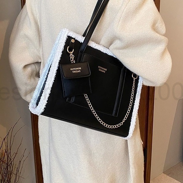 Classic Designer Bag Fashion 10a Top Woman Handbagevening Bags Autumn and Winter New Plush Fringed Tote for Women Versatile Shoulder Texture Contrasti