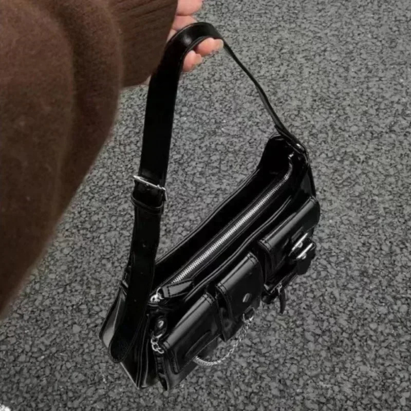 Small Niche Designer Cool And Handsome Motorcycle Multi Pocket Black Versatile Commuting Single Shoulder Diagonal Cross Bag