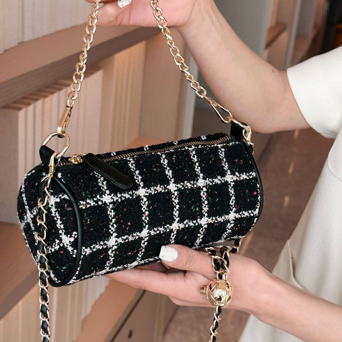 Bag Designer Fashion Classic 10a Top Woman Handbagevening Bags New Trendy and Versatile Diamond Grid Chain Casual Single Shoulder Crossbody Cylindrica