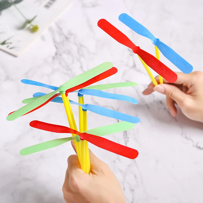 1Pcs/5pcs Random Color Plastic Bamboo-copter Classic Toy Hand Rub Nostalgic Classic Indoor/Outdoor Game Educational Toy For Kids