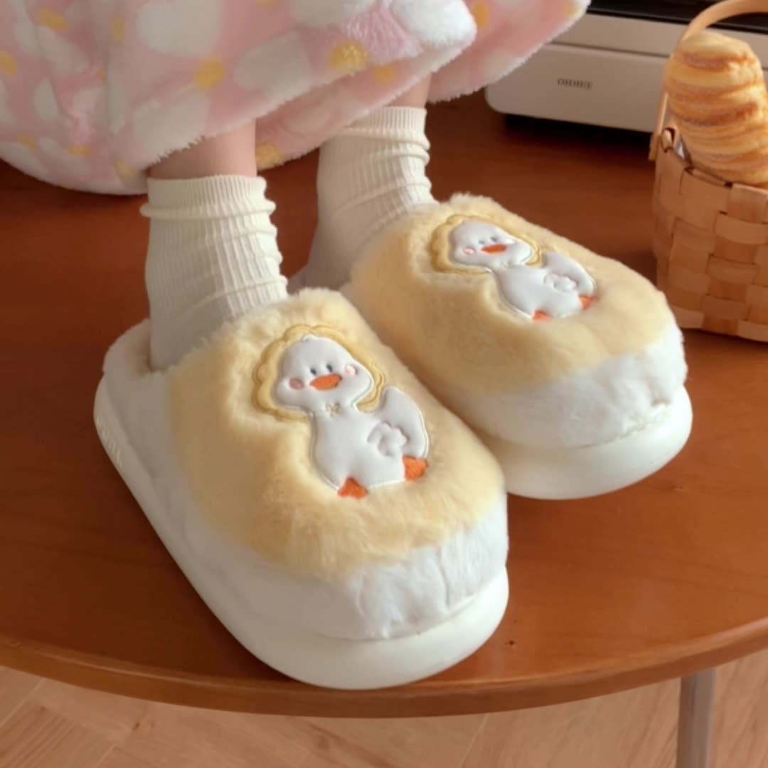 Creative cute cartoon ducklings Family Slipper Woman Girl Cute fluffy winter warm plush indoor flats Bedroom slide casual women's cotton slipper