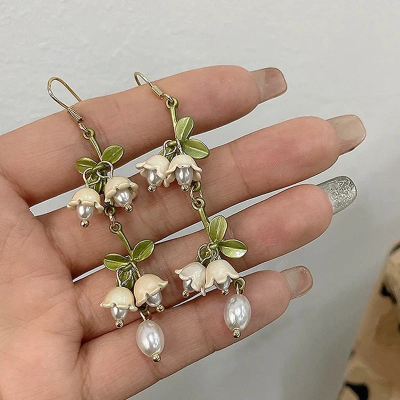 Simple White Lily Flower Pearl Jewelry Set for Woman Lily of The Valley Vintage Dangle Earrings Necklace Bracelet Accessories
