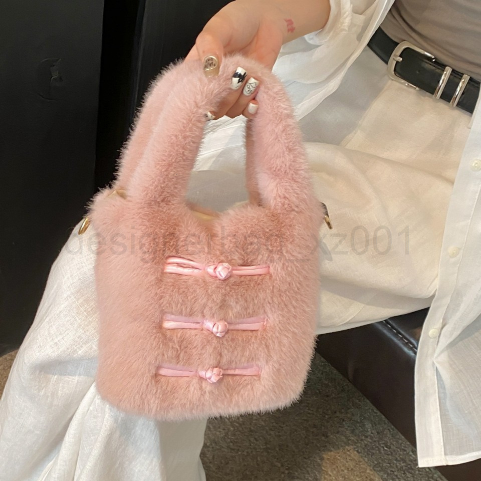 Bag Designer Fashion Classic 10a Top Woman Handbagevening Bags Plush for Women Versatile Autumn and Winter New Chain Crossbody Hand-held Bucket