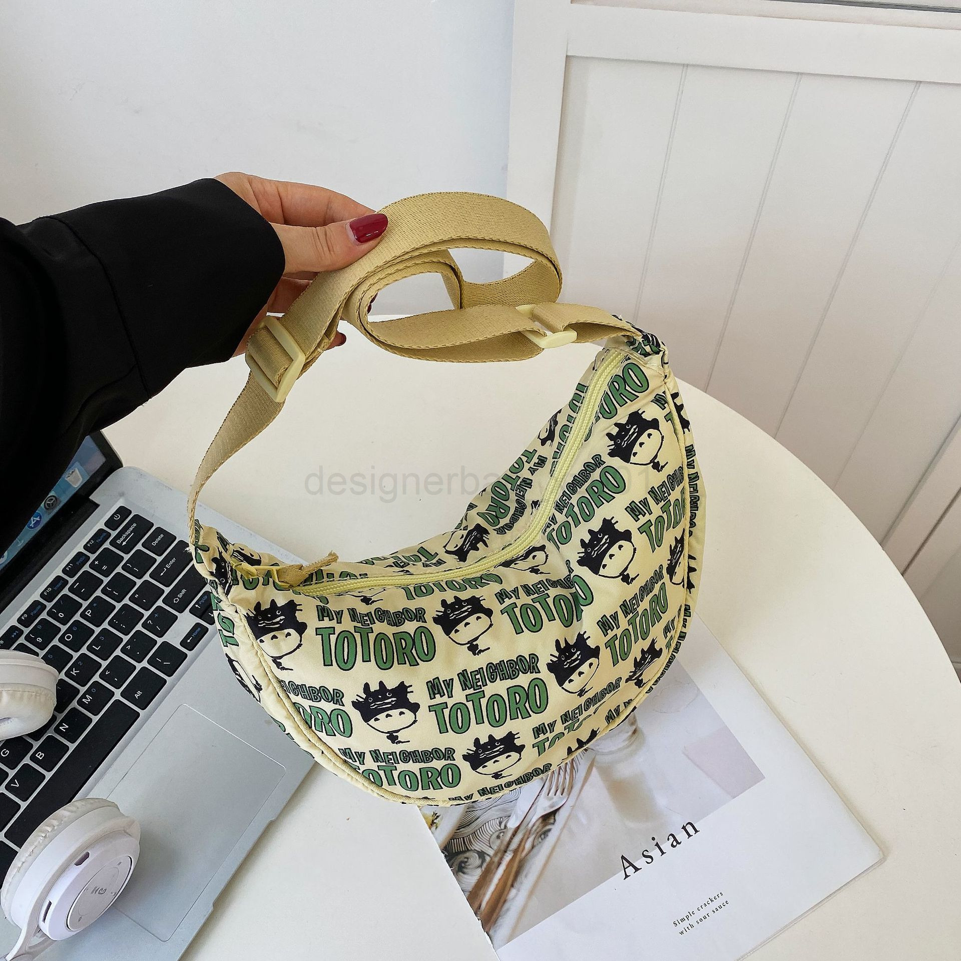 Classic Designer Bag Fashion 10a Top Woman Handbagevening Bags New Autumn and Winter Nylon Fabric Dumpling Famous Printed Single Shoulder Womens Versa