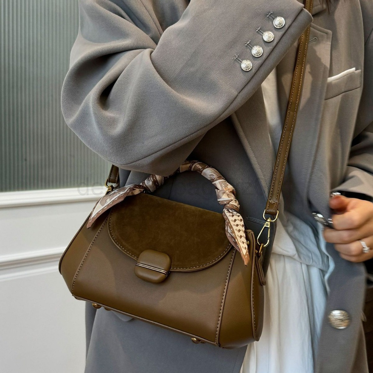 Fashion Classic Bag Designer 10a Top Woman Handbagfashion Canvas Bags for Women New Stylish Single Shoulder Crossbody Fashionable and Versatile Handhe