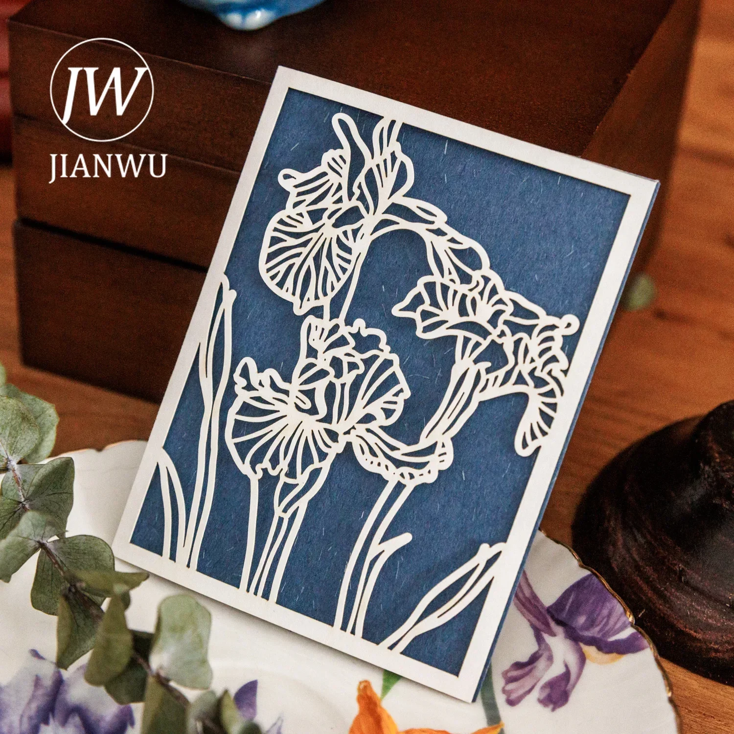 JIANWU 30 Sheets Hollow Echo Series Vintage Flower Hollow Decor Material Paper Creative DIY Junk Journal Collage Stationery