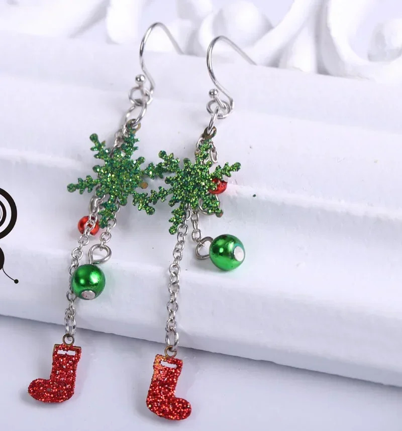 Womens Christmas Snowflake Deer Clock Christmas Tree Dropper Ear Hook Pendant Jewelry Birthday Gift 241031