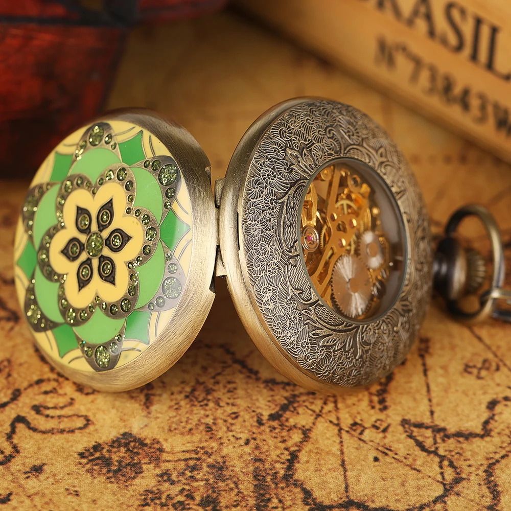 Retro Bronze Flower Pattern Design Mechanical Hand Winding Men's Pocket Watch with 30 cm Pocket Pendant Chain Antique Style Gift