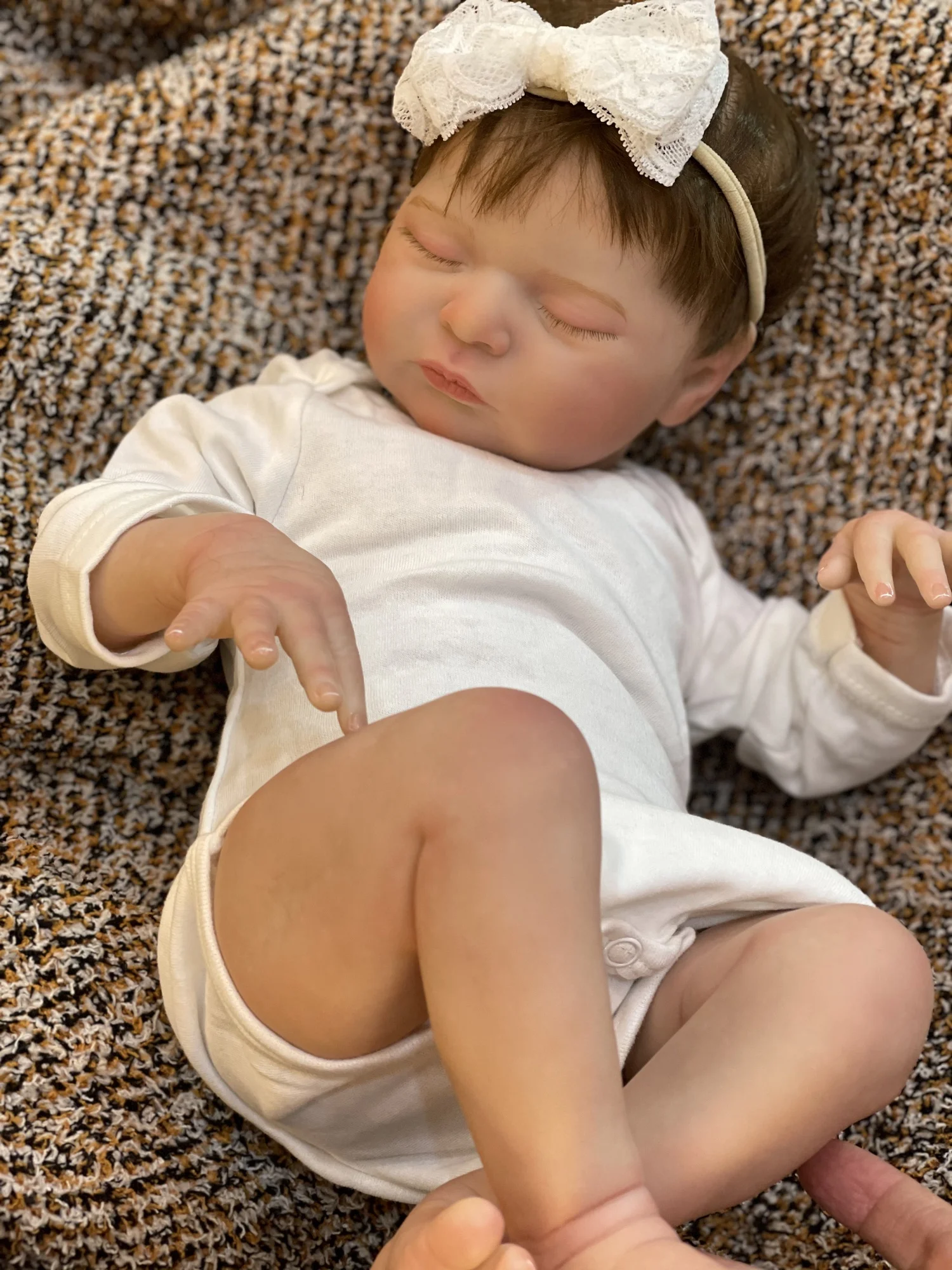 50cm Cuddly Laura Bebe Reborn With Rooted Hair Handmade Soft Touch Feeling Lifelike Real Doll For Children's Gift