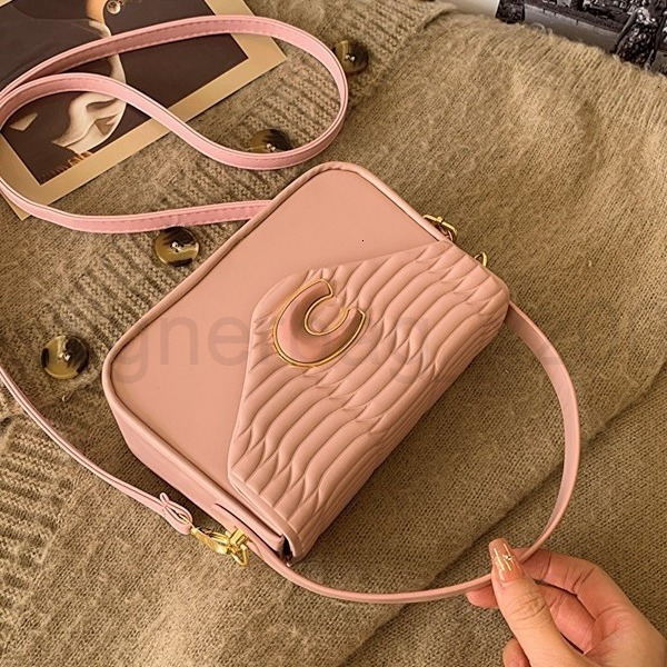Bag Designer Fashion Classic 10a Top Woman Handbagevening Bags Winter New Fashionable Womens Versatile Small Square Single Shoulder Crossbody