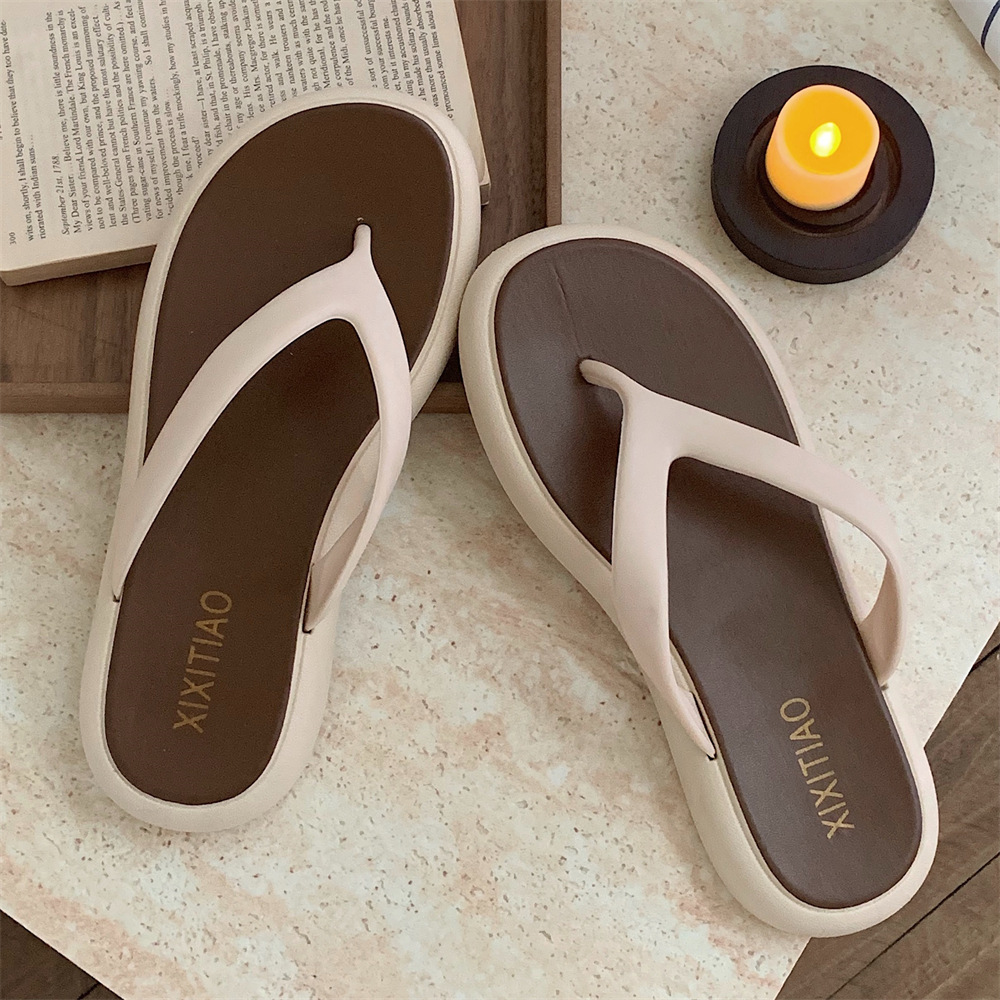 2024 Summer slippers Bathroom deck non-slip women's simple color matching family flip-flops Beach women's slippers Slipper slide indoor outd