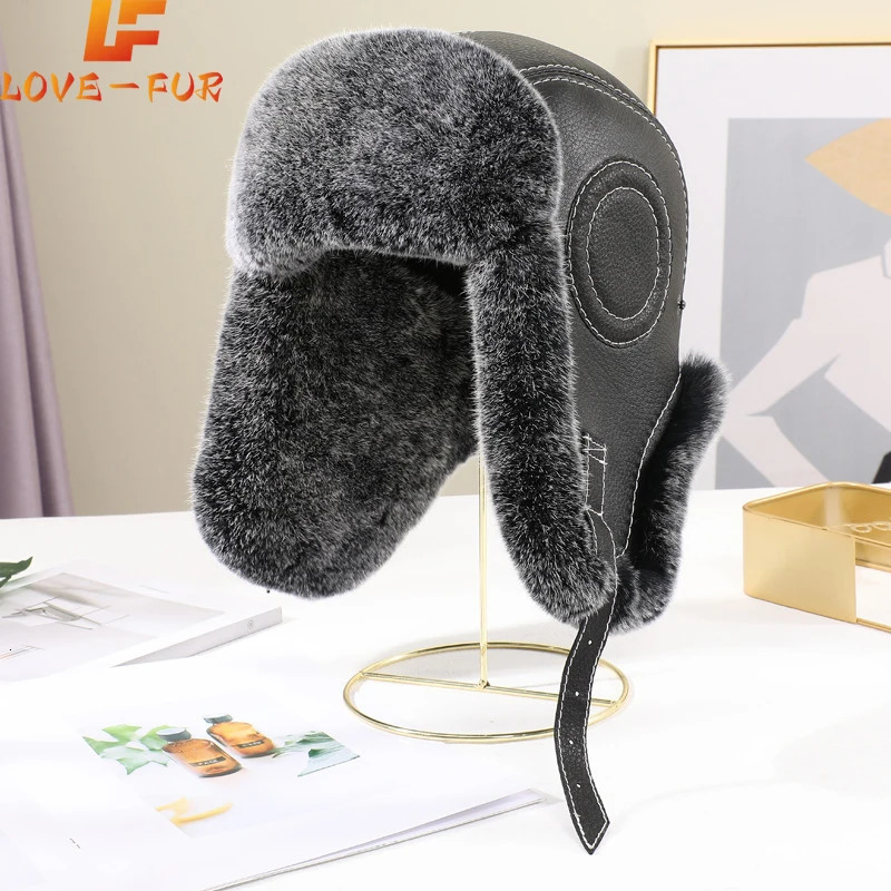 Fashion Mens True Sheepskin Winter Warm True Rex Rabbit Fur Bomber Hat Wusanka Hat Hunter Russian Mens Ski Hat 241031