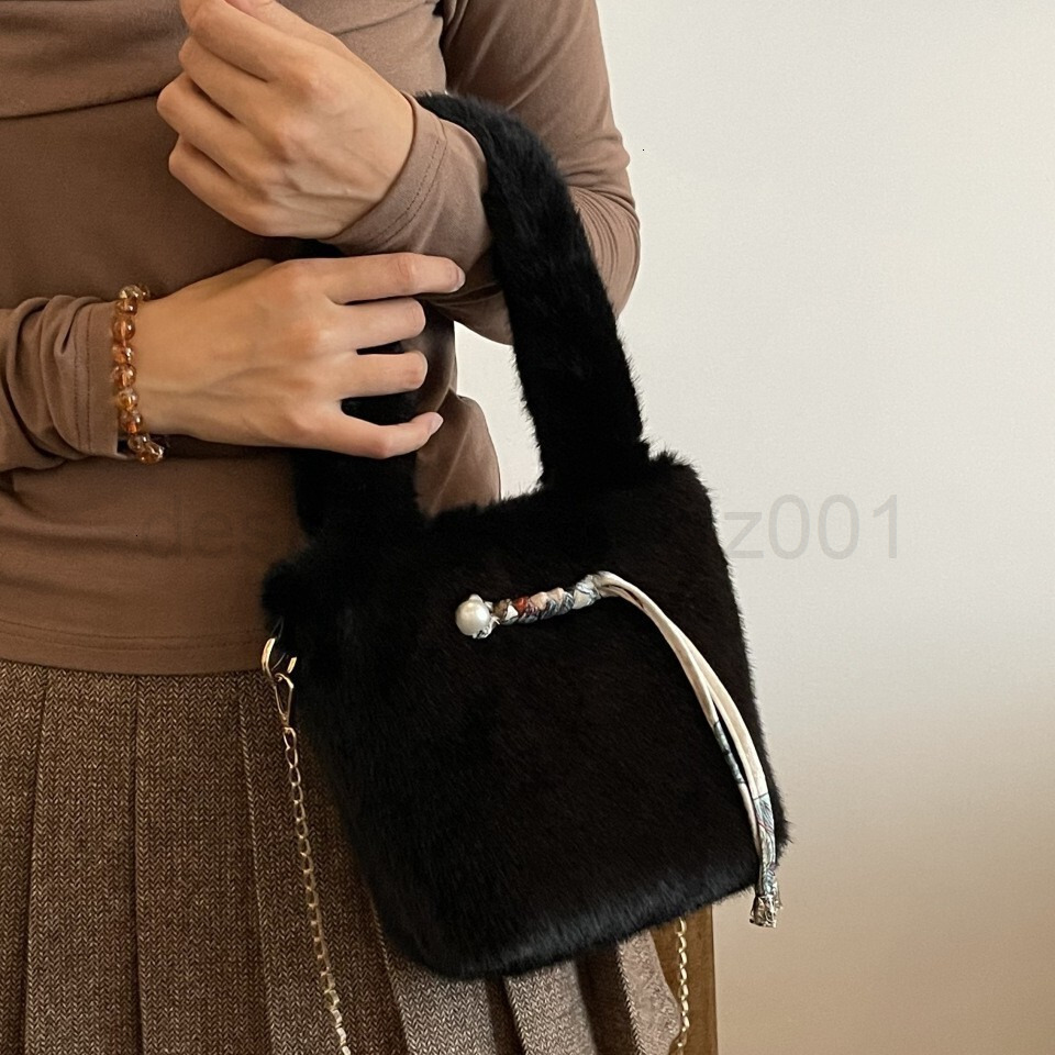 Fashion Classic Bag Designer 10a Top Woman Handbagevening Bags Every Womens Represents Your Taste and Quality. Autumn Velvet Zipper Shoulder