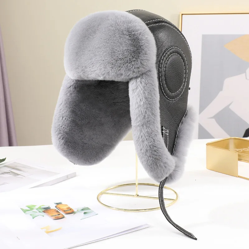 Fashion Mens True Sheepskin Winter Warm True Rex Rabbit Fur Bomber Hat Wusanka Hat Hunter Russian Mens Ski Hat 241031
