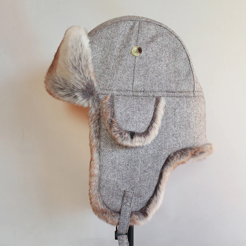 Russian cavalry trap hat winter bomber hat mens warm faux fur hat with ear flaps 241031