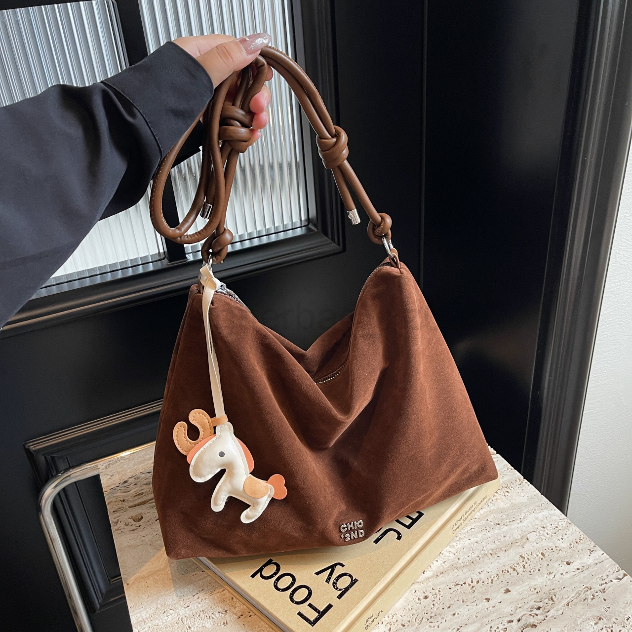 Fashion Classic Bag Designer 10a Top Woman Handbagfashion Canvas Bags Suede Single Shoulder Large Capacity for Women New Trendy Autumn and Winter Tote