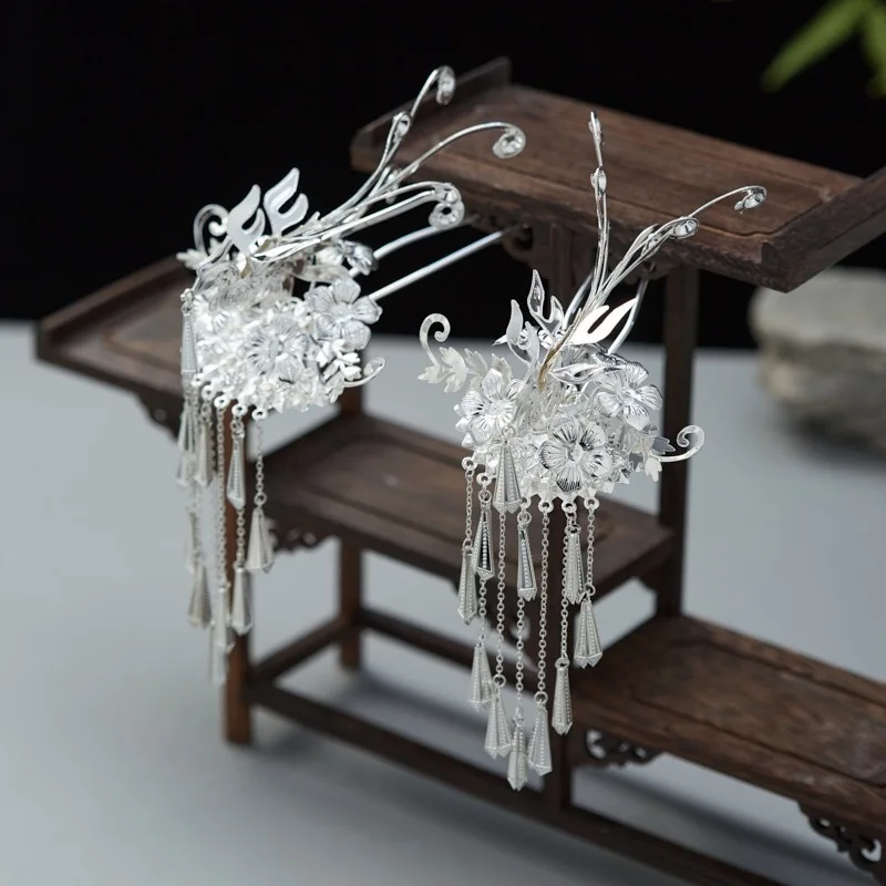 The Miao Nationality Hairpin Comb Chinese Headpiece Vintage Girls Party Tiaras Hair Clips Silver Color Personality Hair Jewelry