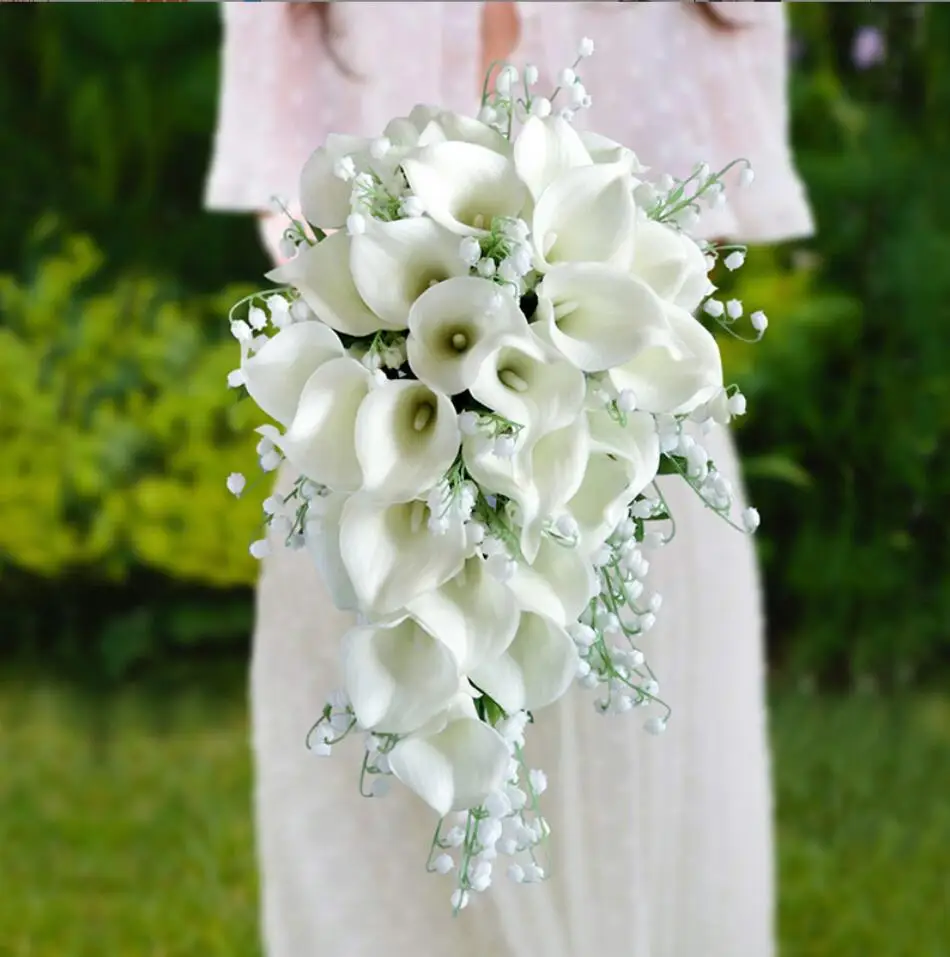 AYiCuthia Royal White Wedding Bouquet Waterfall Artificial Flowers White Bridal Pearl Bride Bouquet Fleur Mariage
