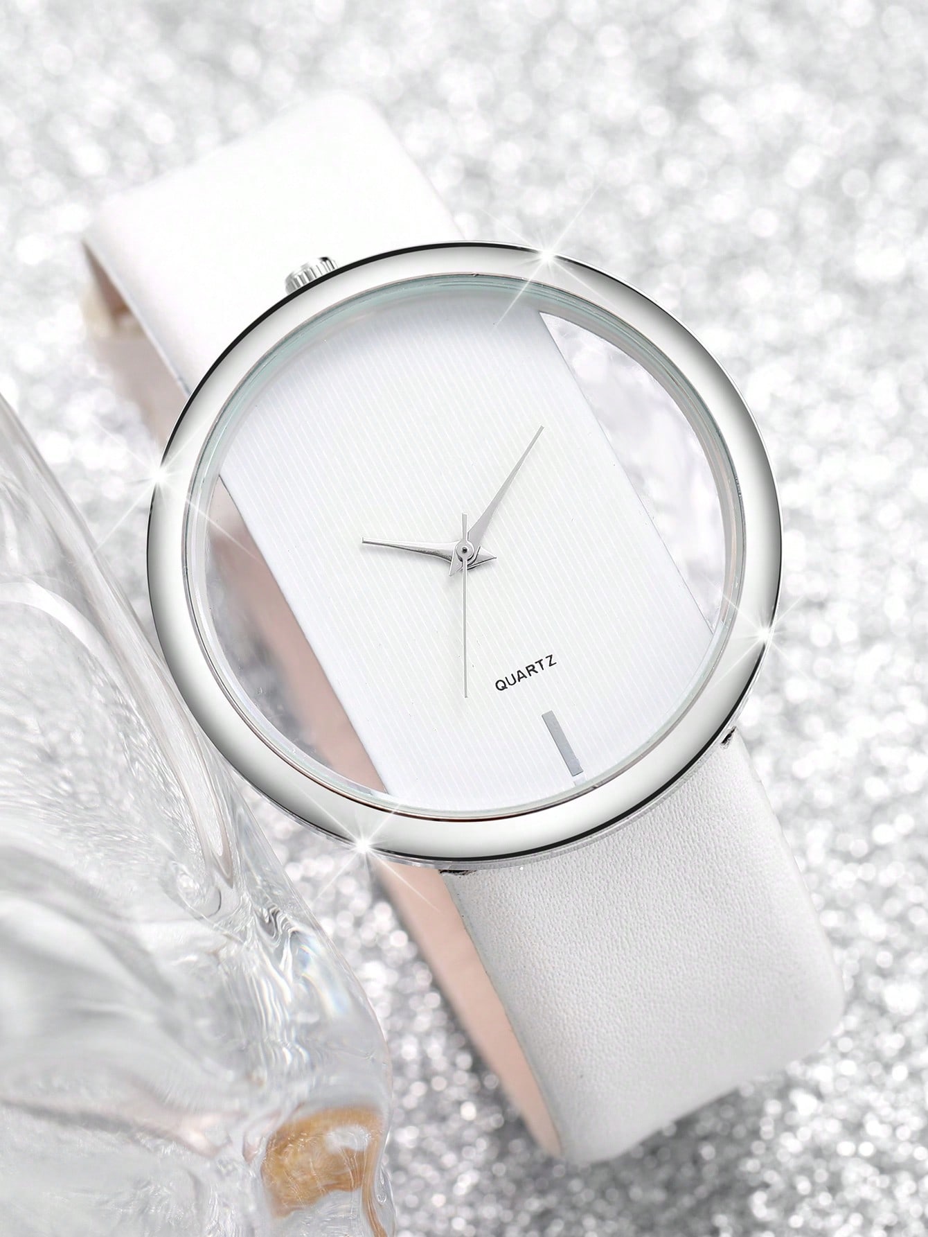 1 stylish and trendy women's leather strap quartz watch with 1 bracelet suitable for daily decoration