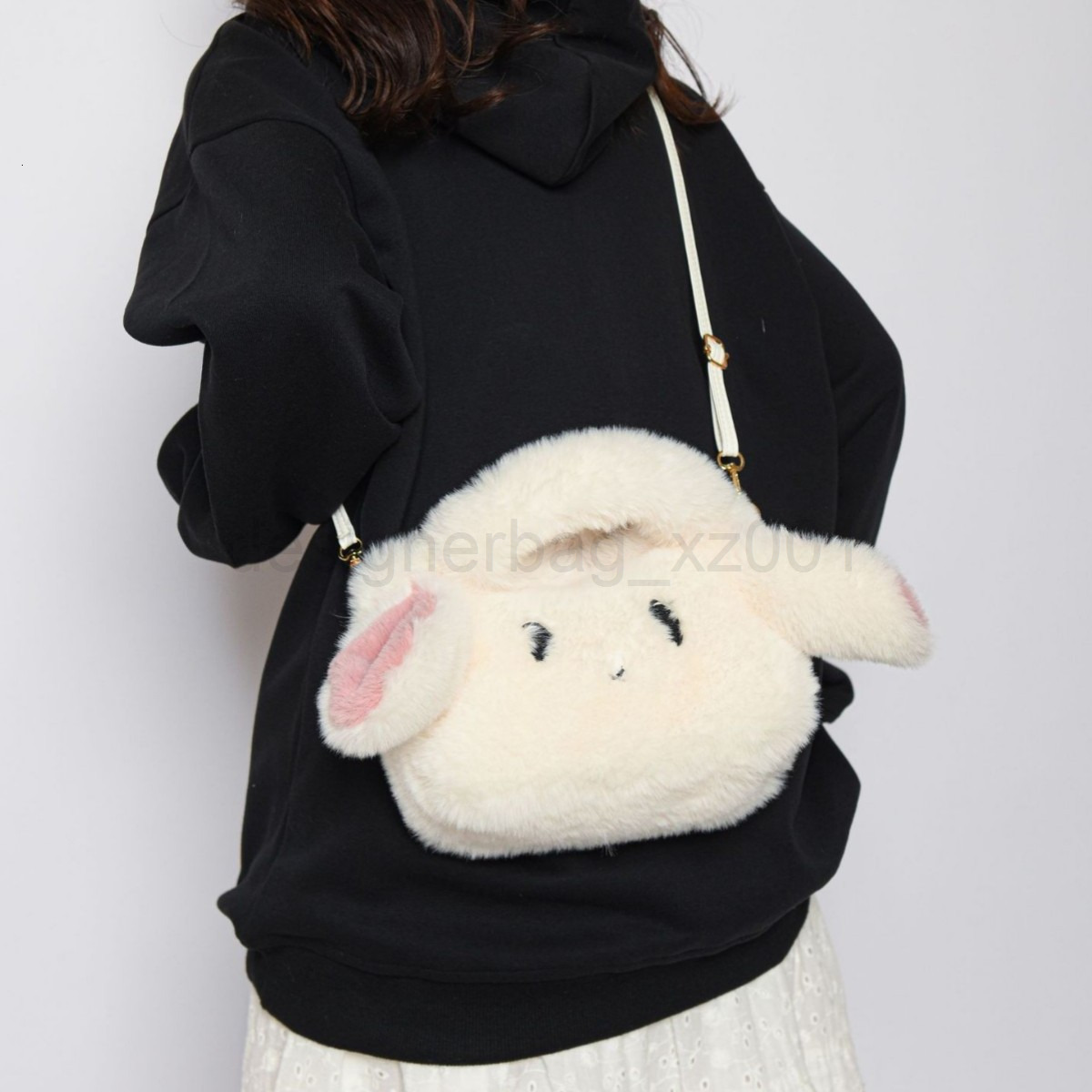 Bag Classic Designer Fashion 10a Top Woman Handbagevening Bags Winter Cartoon Small Fresh Casual Girls Cute Handheld Plush Korean Version Fashionable 
