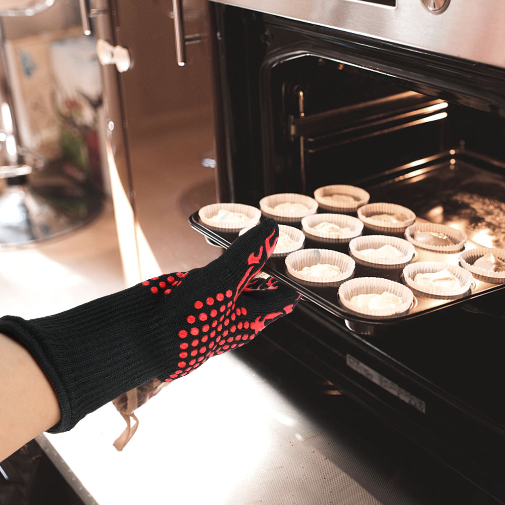 Fireproof Mitts Flame Retardant 300-500 Centigrade Microwave Oven Extreme Heat Resistant Non-slip BBQ Fire Gloves