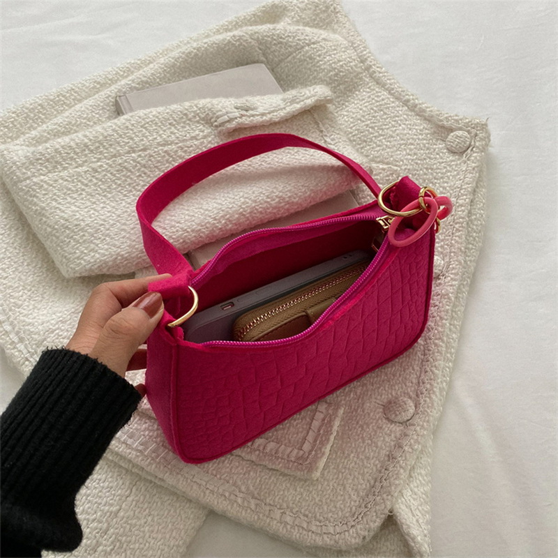 2023 New Women's Subaxillary Bag Advanced Texture Armpit Handbag Totes Retro PU Leather Leisure Female Saddle Bag Shoulder Bags