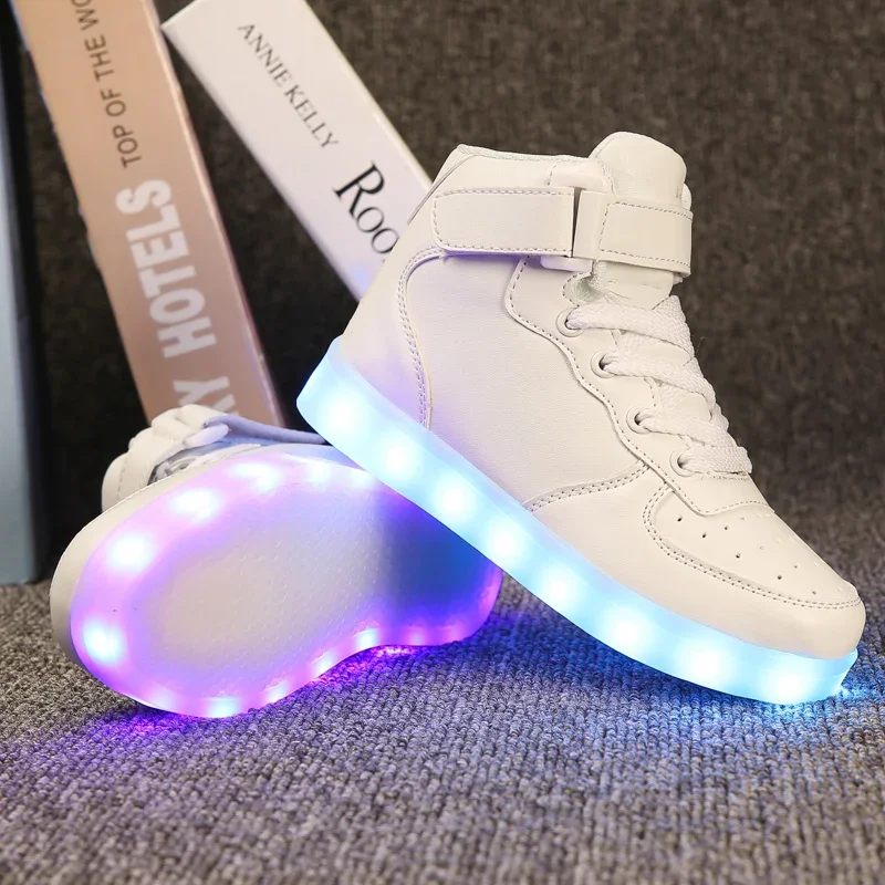 2024 New Children Glowing Sneakers Kid Luminous Sneakers for Boys Girls Led Women Colorful Sole Lighted Shoes Men Usb Charging