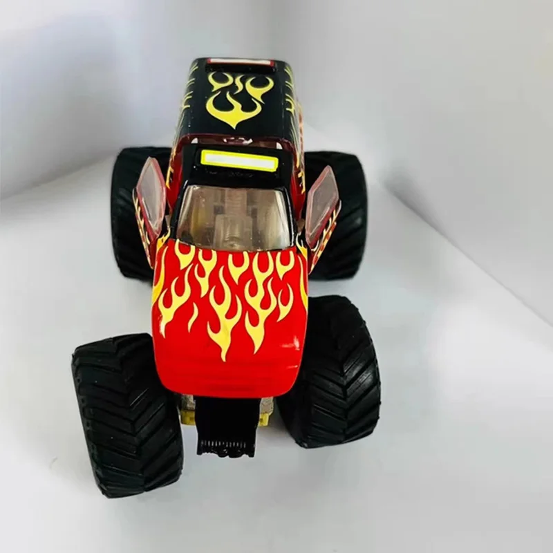 Original MONSTER JAM Monster Truck Toy Car Children Toys Collector Metal Diecast Model Car Boys Toys Miniature Vehicle Kids Toys