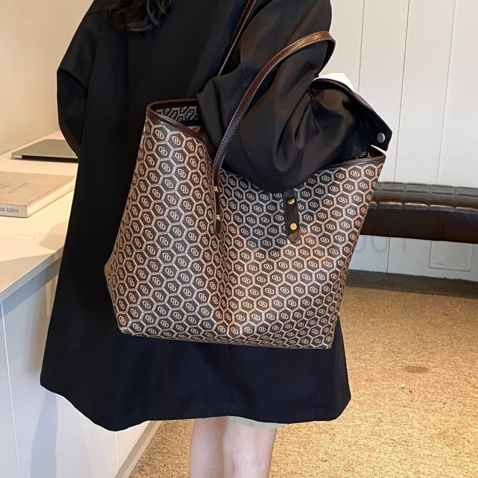 Bag Designer Fashion Classic 10a Top Woman Handbagfashion Canvas Bags Casual Simple and Fashionable Handbag for Women New Style Small Fresh Shoulder L