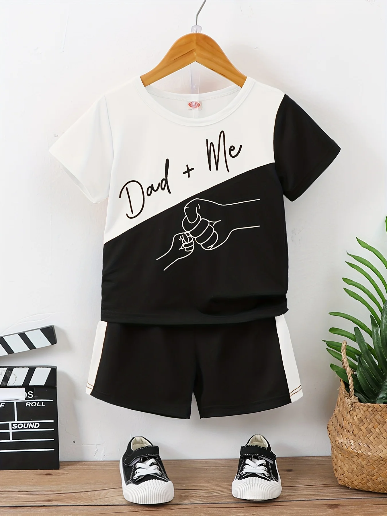 Boys "Daddy + Me" Fists Print Color Block Casual Outfit Round Neck T-shirt & Shorts Kids Summer Clothes Sets