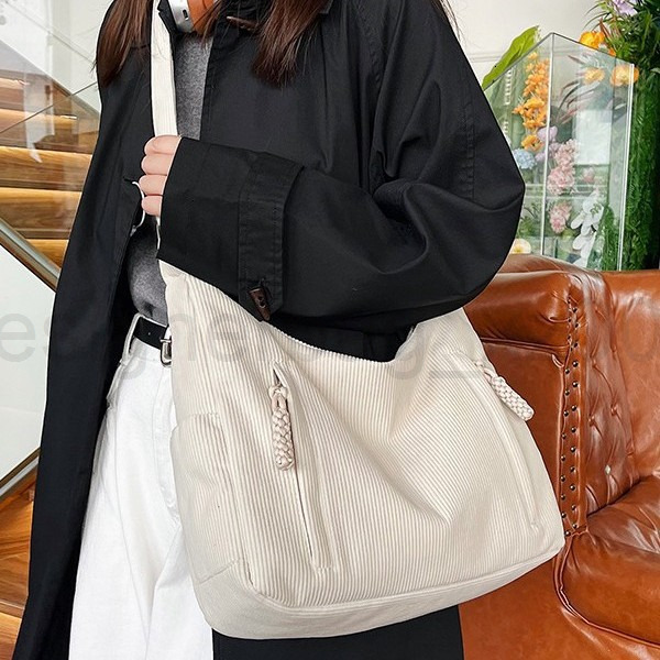Bag Designer Fashion Classic 10a Top Woman Handbagevening Bags New Fashionable Cloth for Female Students Class Crossbody Large Capacity Commuting Wate