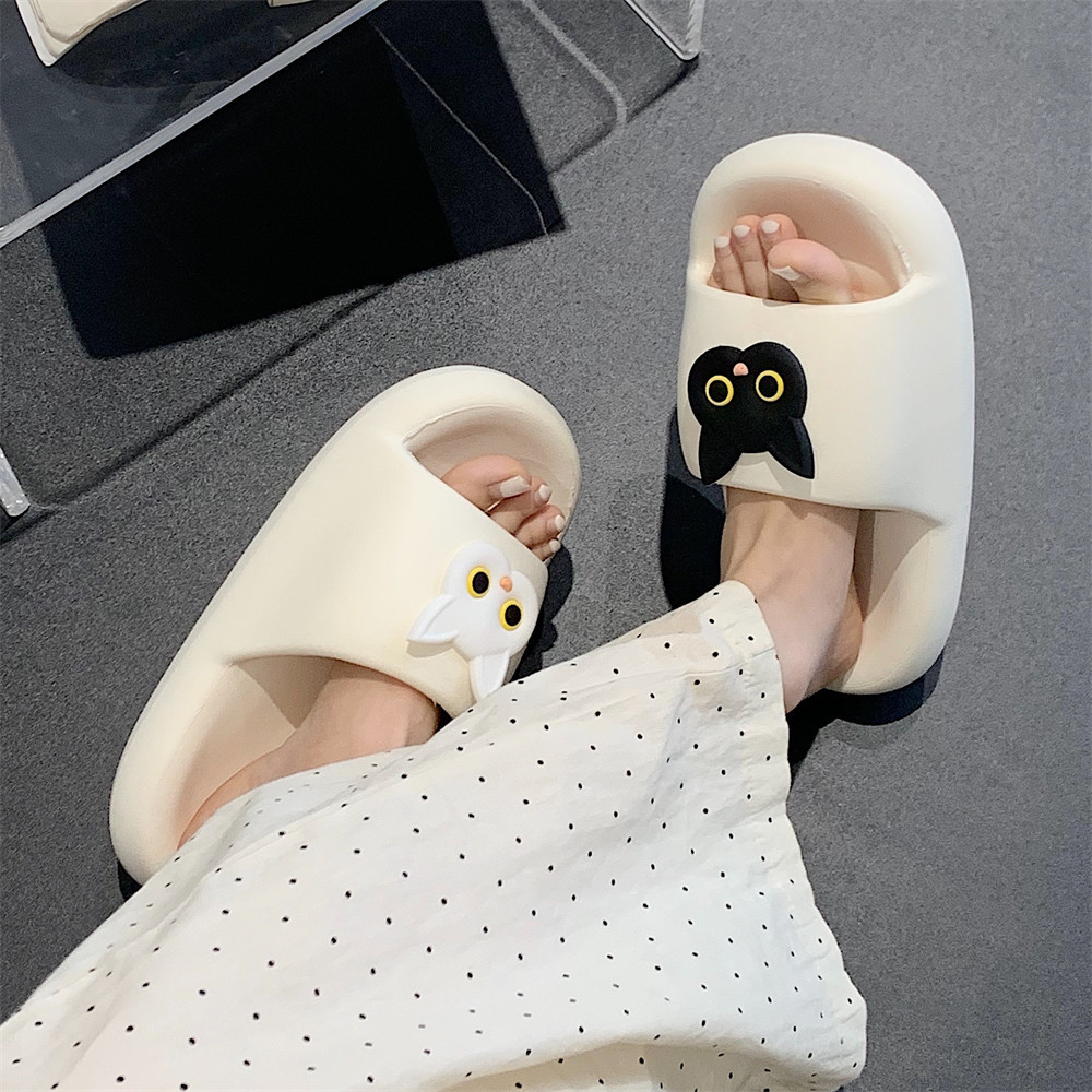 Soft bottom home summer slippers female cartoon slippers three-dimensional soft cute fun black and white kitten indoor street sandals girl slippers