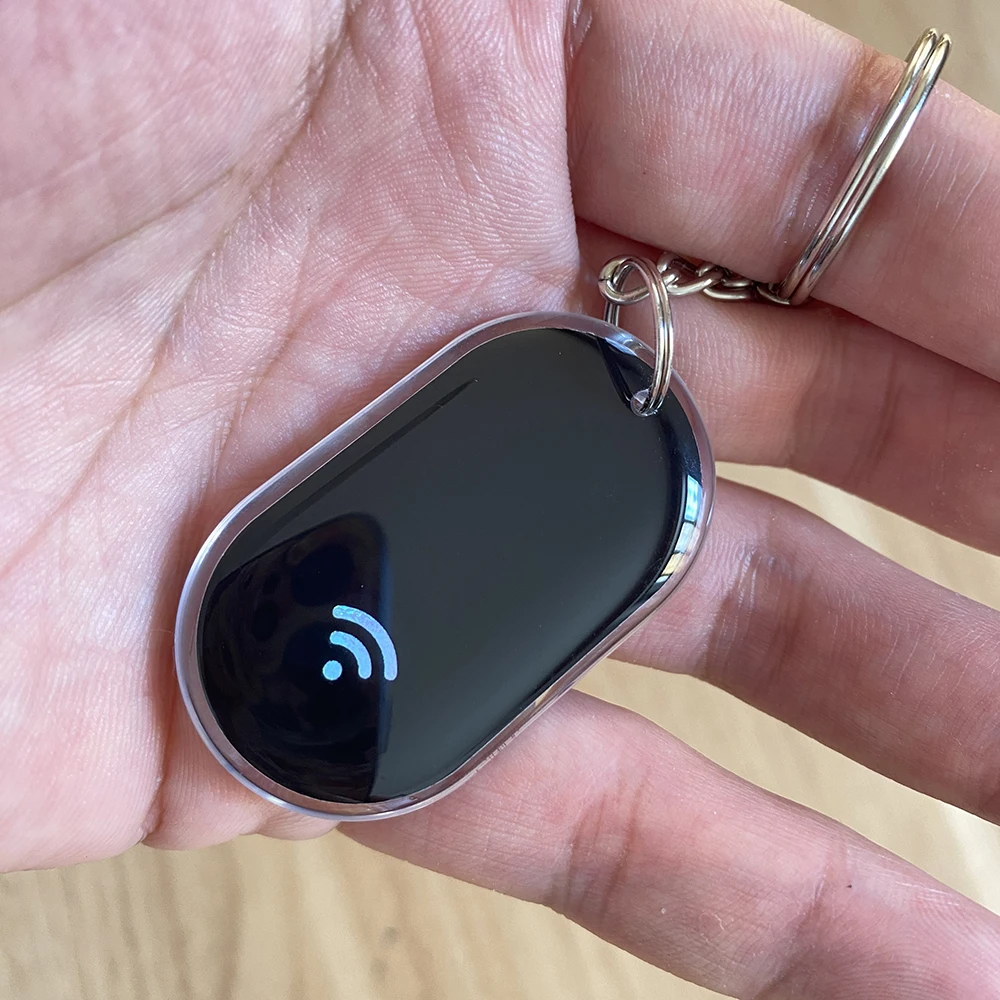 13.56MHz NFC213 Chip NFC Expoy Tap Keychains 144Bytes TAG Key ISO14443A RFID Keyfobs TokenNFC213 for Social Media Sharing