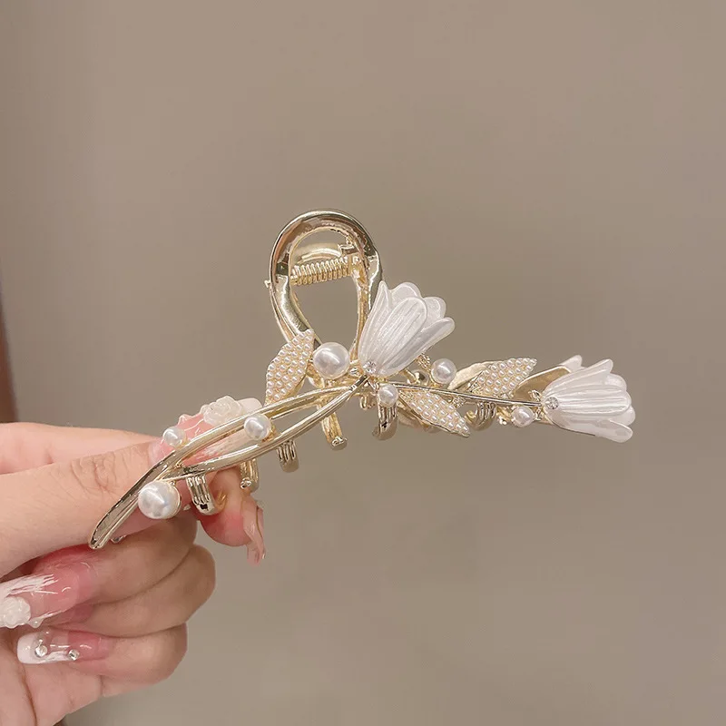 Korea's New Tulip Flower Catch Clip Hair Claw Female Ponytail Shark Clip Girl Retro Hair Accessories Hair Accessories 2022 New